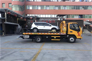 方正汽车紧急补胎换胎救援